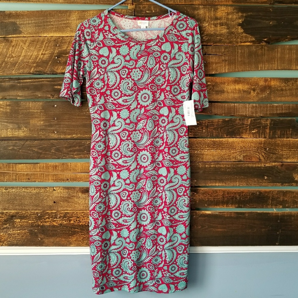 Gorgeous Paisley LuLaRoe Julia Dress!